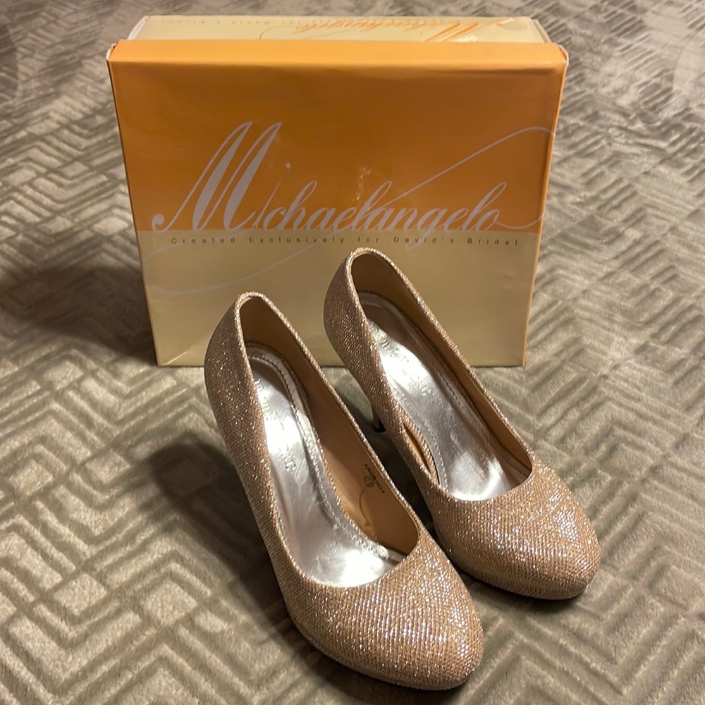 Glitter Pump by Michaelangelo